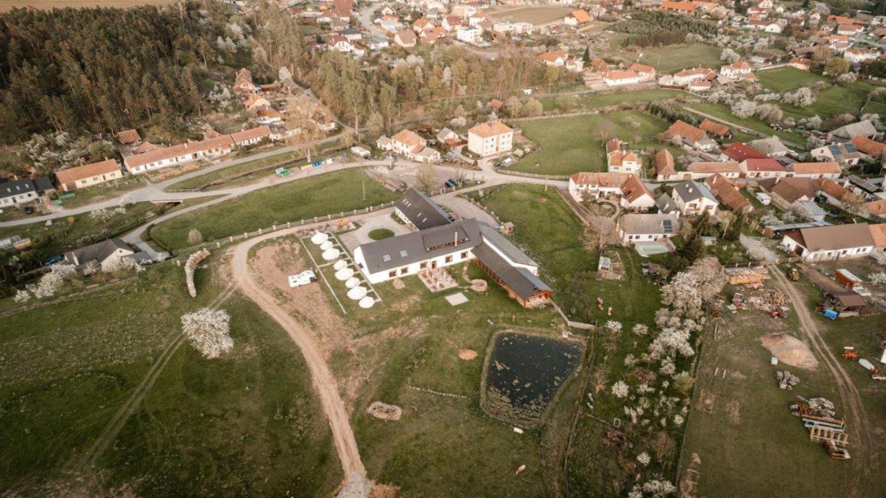 فيلا Farma Tasov Velké Meziříčí المظهر الخارجي الصورة